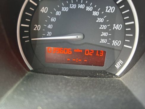 Used 2003 BMW Z4 2.5i RWD image 10