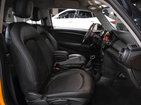 Used 2014 MINI Cooper 2-Door Hardtop FWD image 29