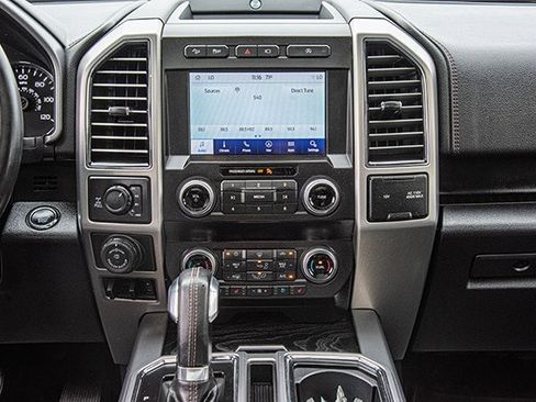 Used 2020 Ford F150 Platinum w/ Equipment Group 701A Luxury image 11