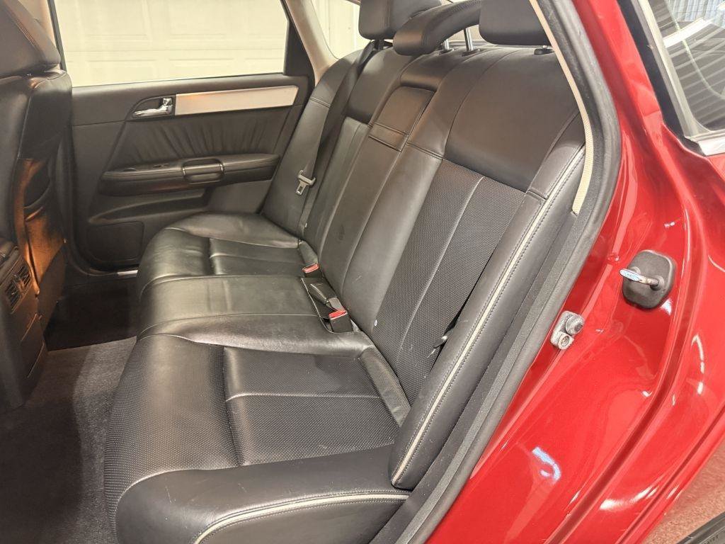 Used 2007 INFINITI M45 Sport w/ Technology Pkg RWD image 31