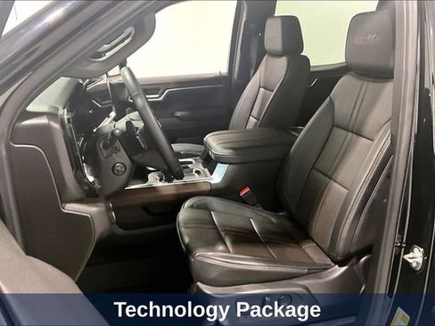 Used 2024 Chevrolet Silverado 1500 High Country w/ High Country Premium Package AWD/4WD image 30