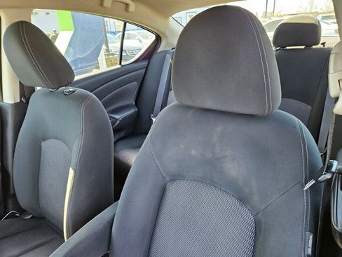 Used 2018 Nissan Versa SV FWD image 15