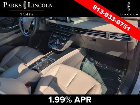 Certified 2022 Lincoln Corsair FWD image 10