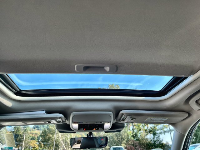 Certified 2024 Subaru Forester Touring w/ Pop Package 2 AWD/4WD image 19