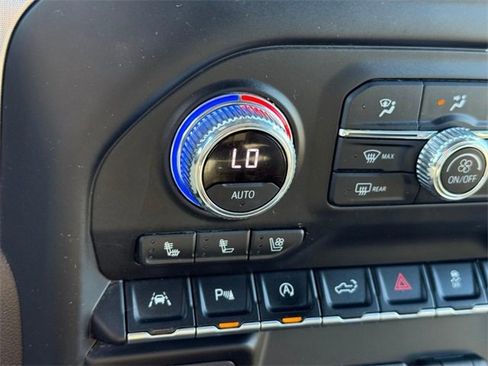 Used 2021 GMC Sierra 1500 SLT w/ SLT Premium Plus Package image 23