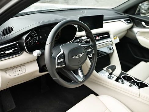 Certified 2026 Genesis G70 2.5T image 17