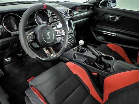 Used 2019 Ford Mustang Shelby GT350R w/ GT350R Equipment Group 920A RWD image 15