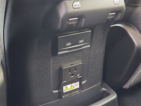 Used 2021 Jeep Wrangler Unlimited Rubicon 4xe w/ Steel Bumper Group image 21