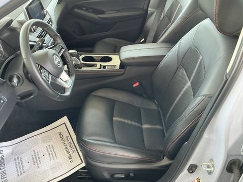 Used 2025 Nissan Altima 2.5 SR AWD/4WD image 15