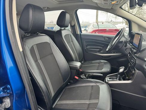 Used 2020 Ford EcoSport SES w/ SES Black Appearance Package image 31