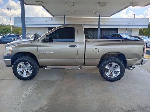 Used 2006 Dodge Ram 1500 Truck ST w/ Trailer Tow Group AWD/4WD image 2