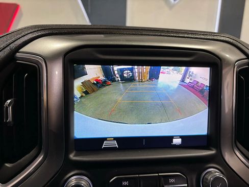 Used 2022 Chevrolet Silverado 1500 LT image 23