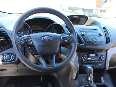 Used 2017 Ford Escape SE AWD/4WD image 18