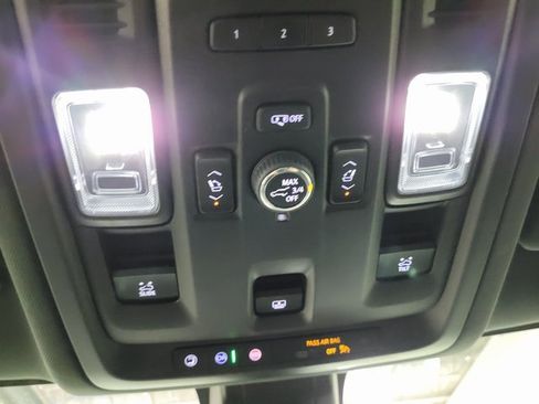 Used 2022 Chevrolet Tahoe RST w/ Luxury Package image 52