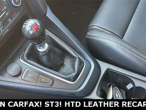 Used 2018 Ford Focus ST w/ Equipment Group 402A image 18