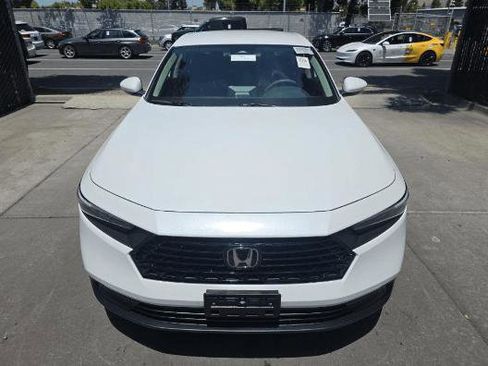 Used 2025 Honda Accord LX image 6