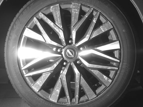 Used 2025 Nissan Altima 2.5 SV FWD image 15
