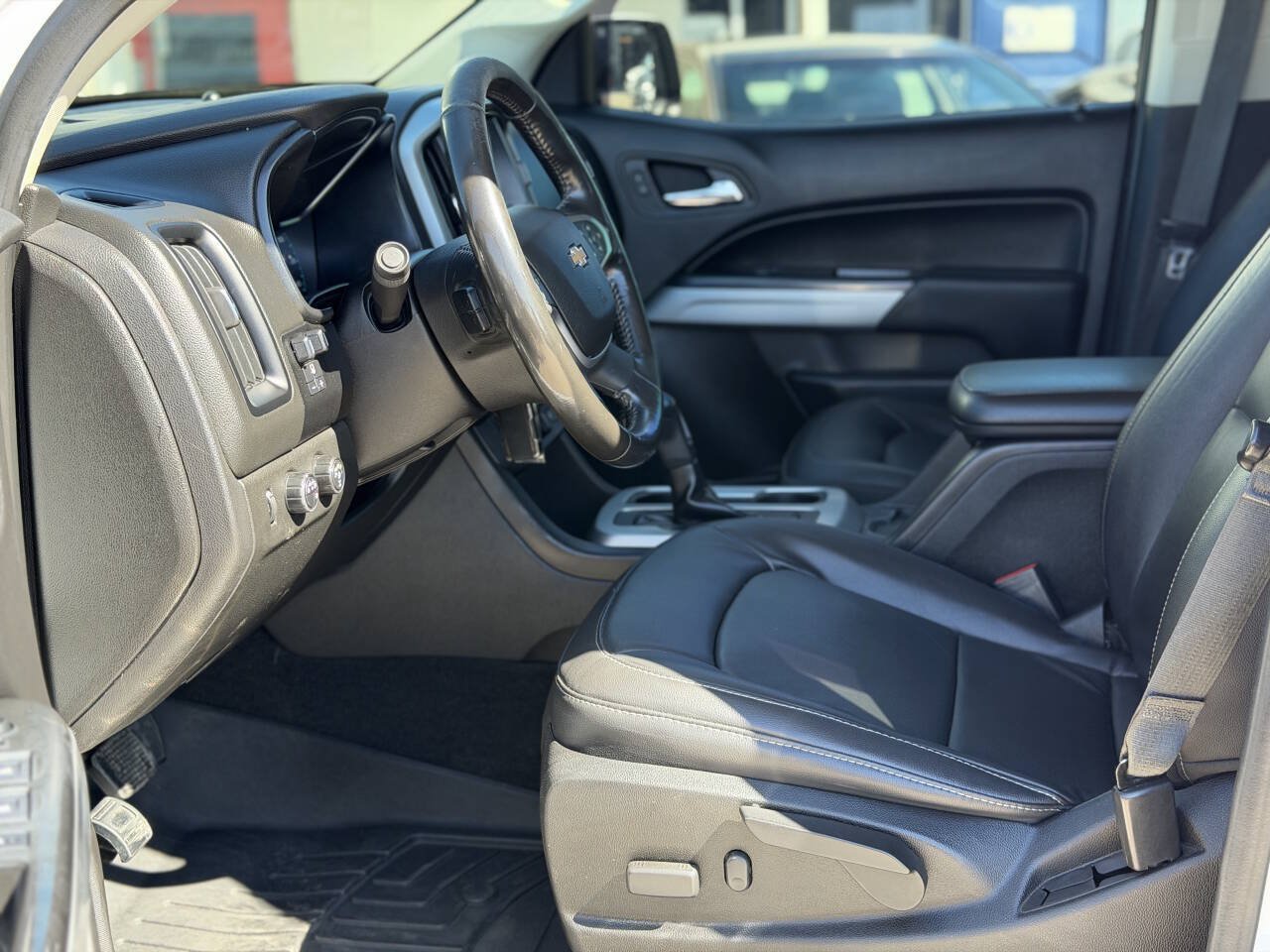 Used 2018 Chevrolet Colorado ZR2 w/ ZR2 Dusk Special Edition AWD/4WD image 16