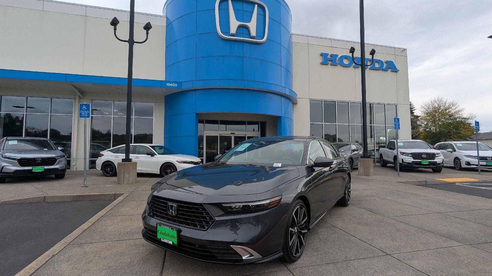 Used 2026 Honda Accord Touring image 1