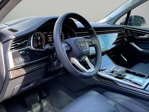 Used 2024 Audi Q7 3.0T Prestige AWD/4WD image 19