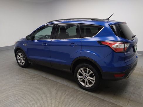 Used 2018 Ford Escape SE FWD image 3