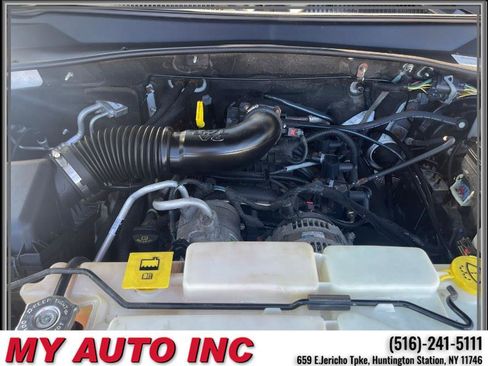 Used 2012 Jeep Liberty Limited w/ Tire & Wheel Group image 26