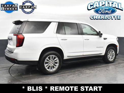 Used 2023 GMC Yukon SLT w/ SLT Luxury Package image 7