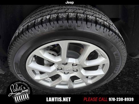 Certified 2023 Jeep Compass Latitude image 22