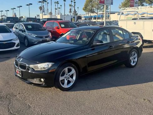 Used 2014 BMW 320i xDrive Sedan AWD/4WD image 2