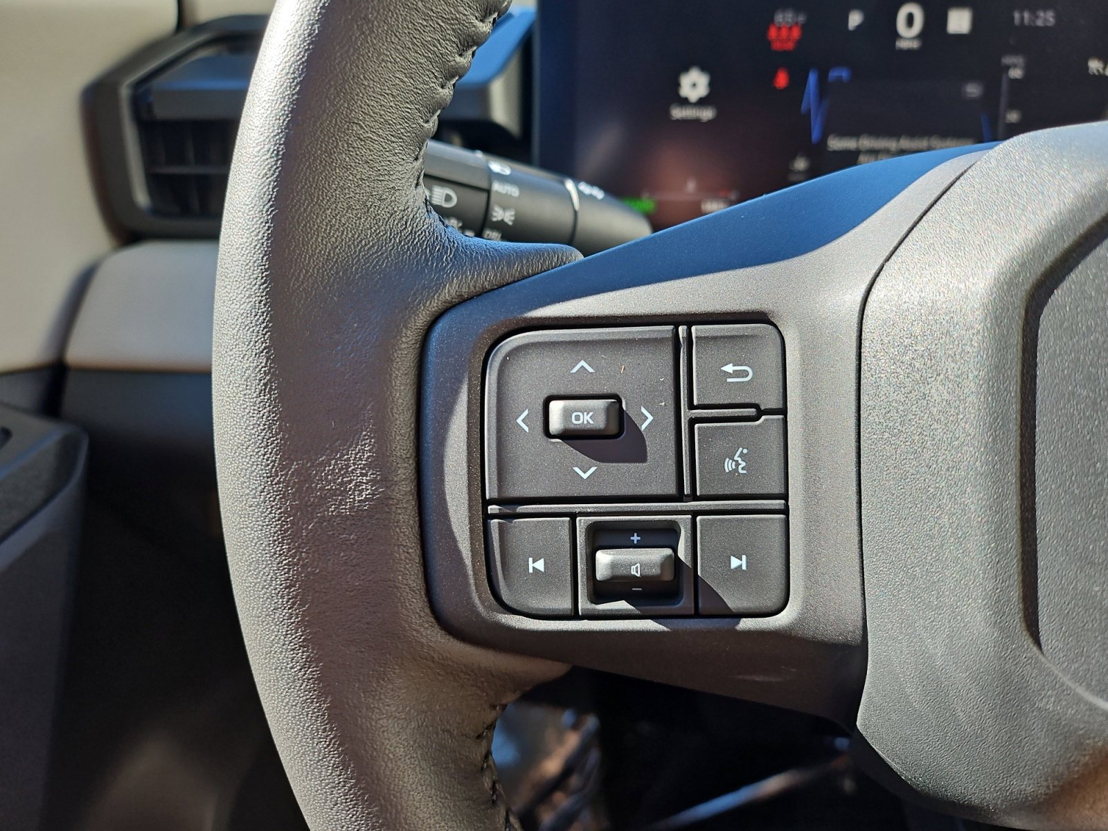 Used 2026 Toyota RAV4 XLE Premium AWD/4WD image 24