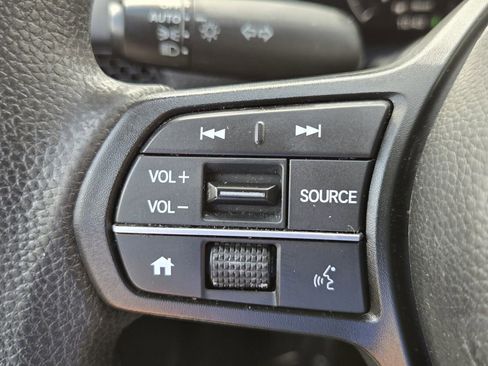Certified 2023 Honda HR-V LX image 23