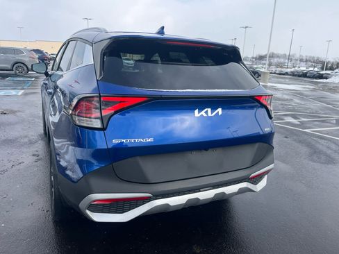 Used 2024 Kia Sportage EX image 13