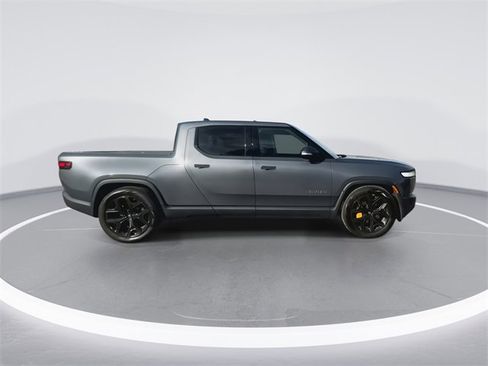 Used 2023 Rivian R1T Adventure image 13