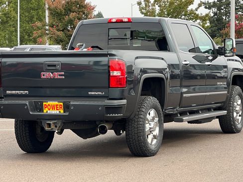 Used 2019 GMC Sierra 3500 Denali w/ Duramax Plus Package image 4