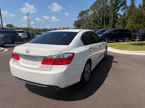Used 2013 Honda Accord LX image 12