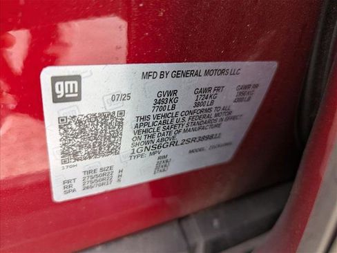 Used 2025 Chevrolet Suburban High Country image 15