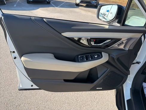 Used 2025 Subaru Outback Limited w/ Popular Package #2 image 23