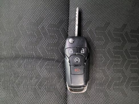 Used 2018 Ford F150 XLT w/ Equipment Group 302A Luxury AWD/4WD image 32