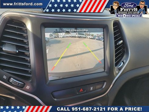 Used 2022 Jeep Cherokee Latitude w/ Sun & Sound Group image 10