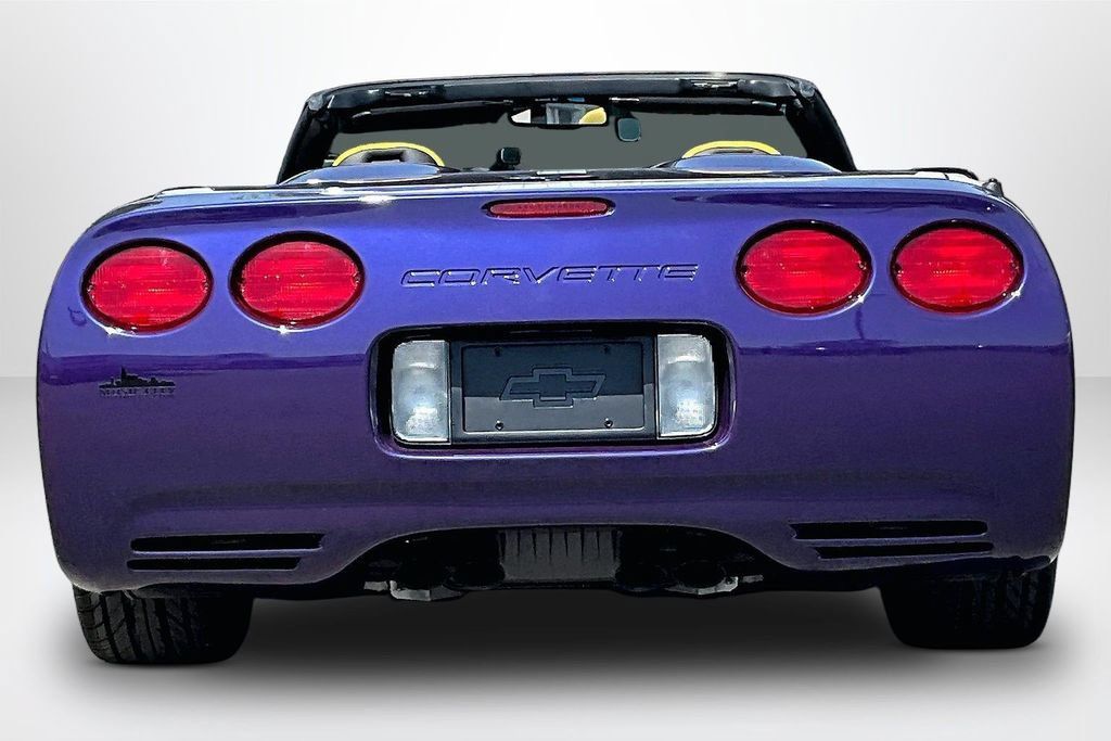 Used 1998 Chevrolet Corvette Convertible w/ Memory Pkg RWD image 7