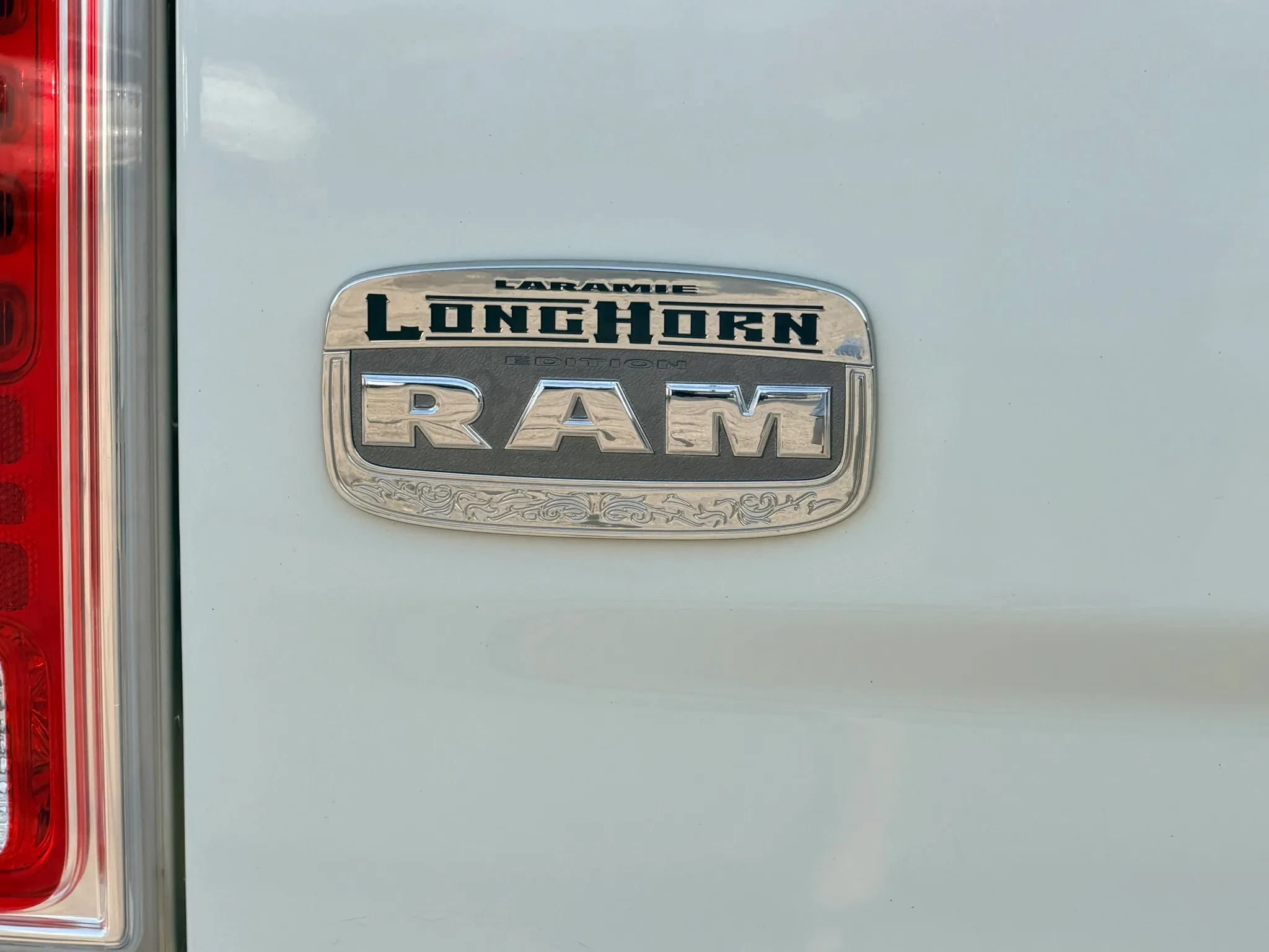 Used 2017 RAM 1500 Laramie Longhorn AWD/4WD image 8