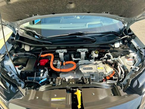 Used 2023 Nissan Ariya FWD image 11