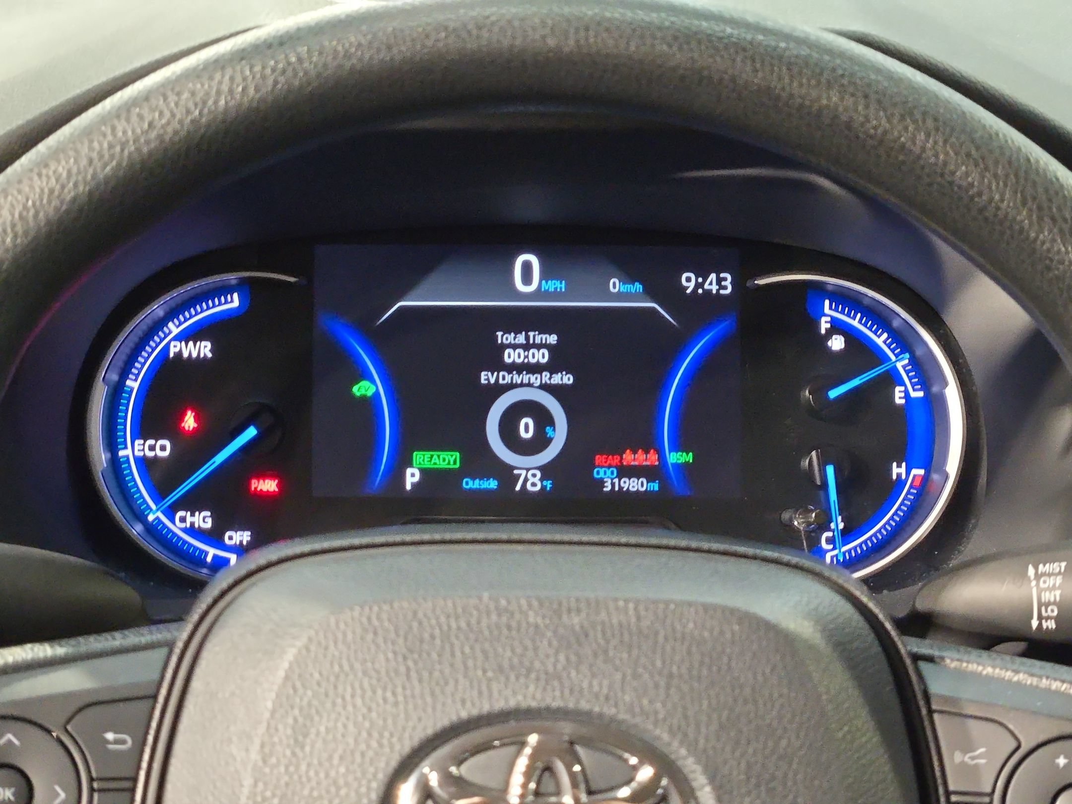 Certified 2024 Toyota RAV4 LE AWD/4WD image 15