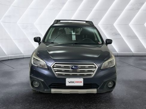 Used 2017 Subaru Outback 2.5i Limited image 2