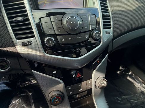 Used 2016 Chevrolet Cruze LTZ image 23