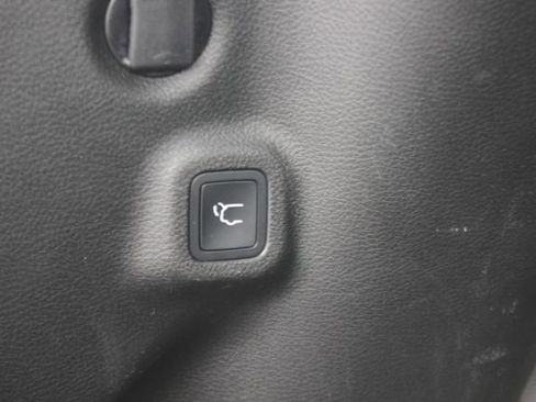 Used 2022 Jeep Compass Latitude w/ Convenience Group image 27