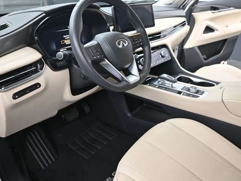 Used 2023 INFINITI QX60 Luxe w/ Vision Package image 16