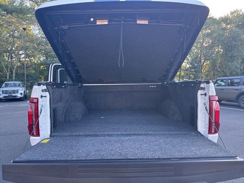 New 2025 Ford F150 Lariat w/ Equipment Group 502A High image 23