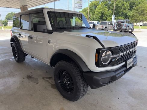New 2026 Ford Bronco Big Bend AWD/4WD image 3