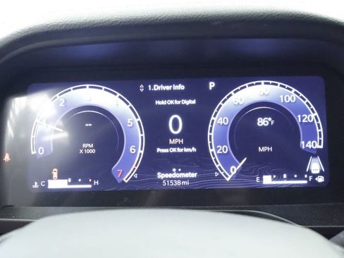Used 2023 Jeep Grand Cherokee Limited w/ Luxury Tech Group II AWD/4WD image 32